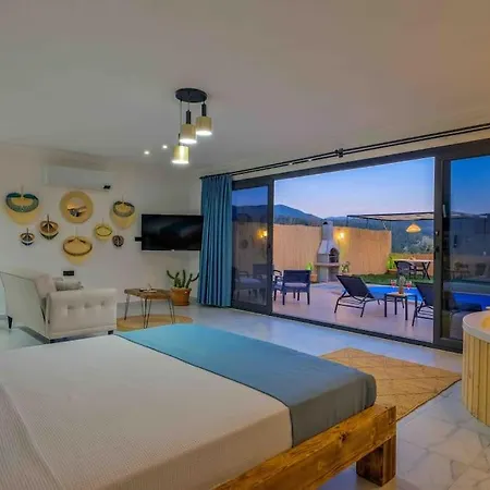 Villa Balayi Villasi, Havuzlu Jakuzili *